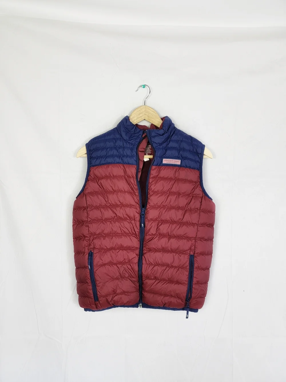 Boys XL (18) Quilted Down Vineyard Vines Vest - Burgundy & Navy